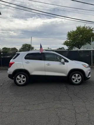 2019 Chevrolet Trax AWD 4dr LT