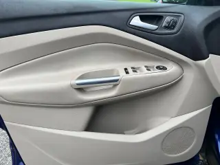 2014 Ford Escape FWD 4dr Titanium