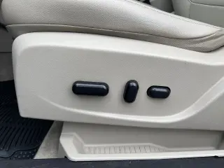 2014 Ford Escape FWD 4dr Titanium