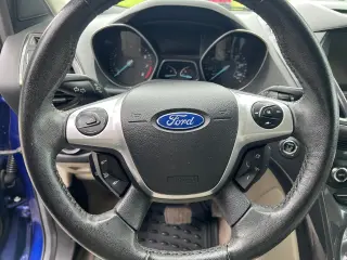 2014 Ford Escape FWD 4dr Titanium