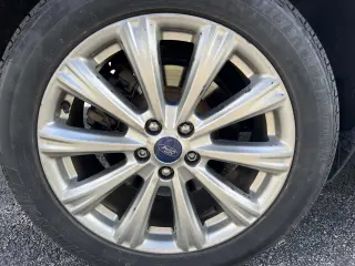 2017 Ford Escape Titanium FWD