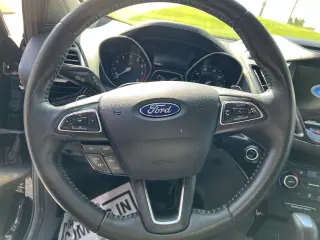 2017 Ford Escape Titanium FWD