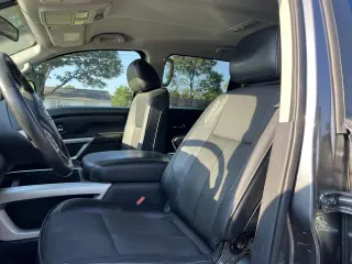 2017 Nissan Titan 4x4 Crew Cab PRO-4X