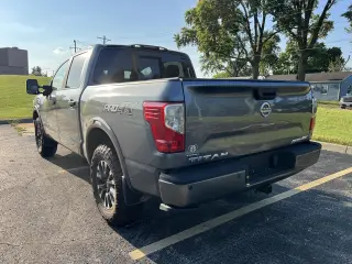 2017 Nissan Titan 4x4 Crew Cab PRO-4X