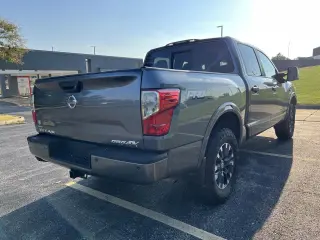 2017 Nissan Titan 4x4 Crew Cab PRO-4X