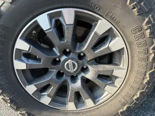 2017 Nissan Titan 4x4 Crew Cab PRO-4X