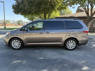 2015 Toyota Sienna