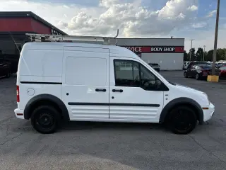 2013 Ford Transit Connect 114.6" XLT w/o side or rear door glass