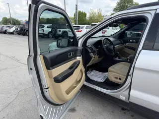 2017 Ford Explorer Base 4WD