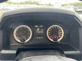 2015 RAM 1500 4WD Reg Cab 120.5" Express