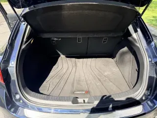 2017 Mazda MAZDA3 s Grand Touring AT 5-Door