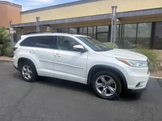 Toyota Highlander 2016