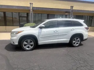 Toyota Highlander 2016