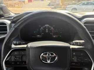 2024 Toyota Sequoia