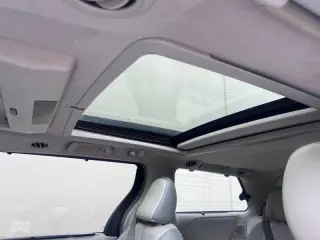 Toyota Sienna 2011