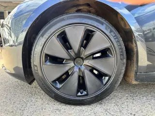 2025 Tesla Model 3 Long Range RWD