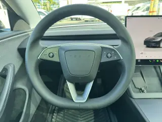 2025 Tesla Model 3 Long Range RWD