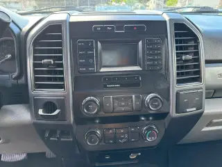 2019 Ford Super Duty F-550 DRW XLT 4WD Reg Cab 145" WB 60" CA
