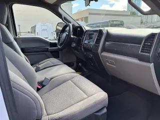 2019 Ford Super Duty F-550 DRW XLT 4WD Reg Cab 145" WB 60" CA
