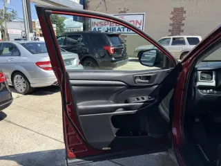 2019 Toyota Highlander SE AWD V6