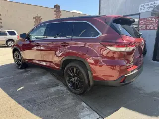 2019 Toyota Highlander SE AWD V6