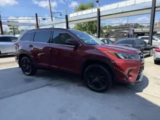2019 Toyota Highlander SE AWD V6