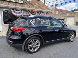 2011 Infiniti EX35