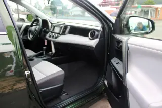 2013 Toyota RAV4 AWD 4dr LE (Natl)