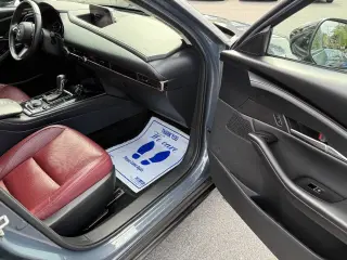 Mazda CX-30 2025