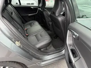 Volvo V60 2017