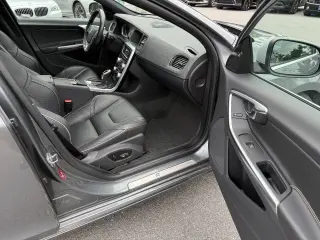 Volvo V60 2017