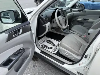 Subaru Forester 2011