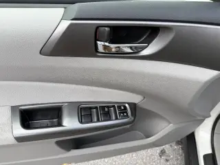 Subaru Forester 2011