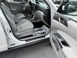 Subaru Forester 2011