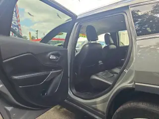 Jeep Cherokee 2019
