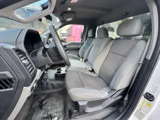2019 Ford F-150 2WD Reg Cab 145" XL