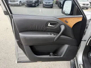 2014 INFINITI QX80