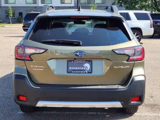 Subaru Outback 2025