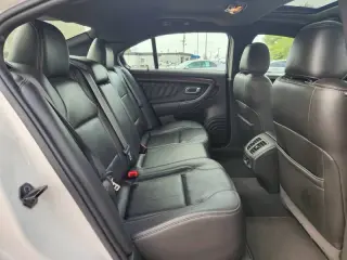 2019 Ford Taurus