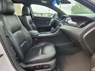 2019 Ford Taurus