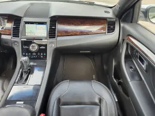 2019 Ford Taurus