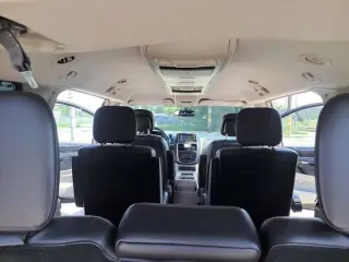 2011 Chrysler Town and Country