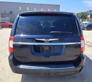 2011 Chrysler Town and Country