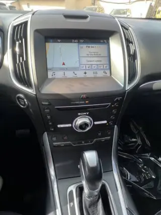 2017 Ford Edge