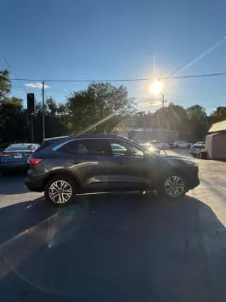 2020 Ford Escape