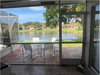 Propiedad de alquiler con 2 dormitorios y 0 baños en Boca Raton