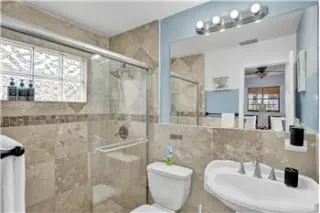Propiedad de alquiler con 4 dormitorios y 2 baños en Hallandale Beach