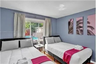 Propiedad de alquiler con 4 dormitorios y 2 baños en Hallandale Beach