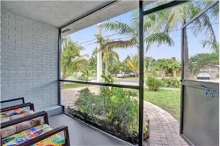 Propiedad de alquiler con 4 dormitorios y 2 baños en Hallandale Beach
