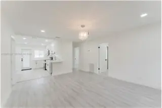 Propiedad de alquiler con 3 habitaciones y 2 baños en Oakland Park